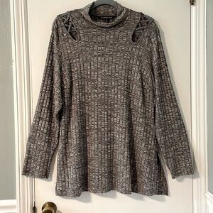 Zac & Rachel Woman sophisticated open shoulder detail tunic sweater 3X
